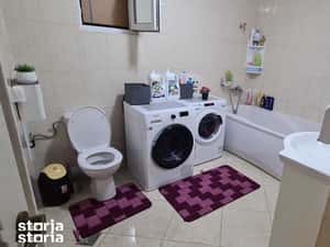 Apartament 3 camere de vânzare — miniatura 2
