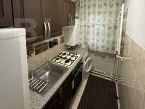 Apartament 2 camere, 50 mp, parter, zona George Enescu — miniatura 4