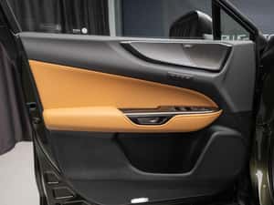 Lexus NX 350h E-FOUR AWD Luxury Line MY2026 – STOC — miniatura 7