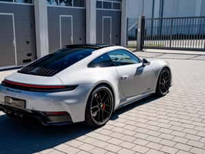 Porsche 992 Automată 541 HP Hibrid (B/E) — miniatura 3