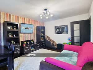 ULTRACENTRAL DE VANZARE Apartament cu 3 camere — miniatura 3
