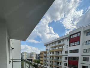 2 camere Metalurgiei Cartier Solar, liber — miniatura 1