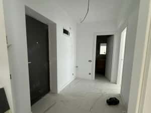 2 camere Metalurgiei Cartier Solar, liber — miniatura 5