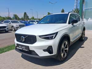 Auto DEMO - VOLVO XC40 ULTRA DARK B4 (P) AT7 FWD