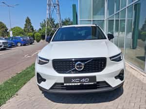 Auto DEMO - VOLVO XC40 ULTRA DARK B4 (P) AT7 FWD — miniatura 2