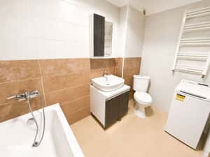 2 Camere 600metri Metrou Basarab Grozavesti Orhideea Politehnica Regie — miniatura 4