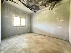 Duplex pe parter. 300 mp teren. Camera tehnica. Aproape de Valery ! — miniatura 7