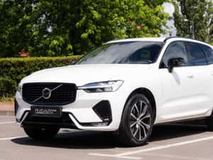 Volvo XC60 Hibrid 2023 - 65.000 km
