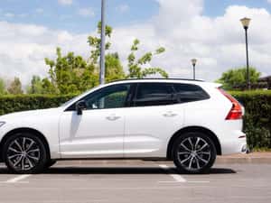 Volvo XC60 Hibrid 2023 - 65.000 km — miniatura 5