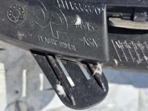 Grila proiector dreapta Opel Astra J Facelift — miniatura 10