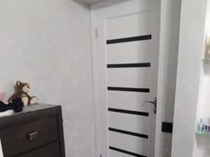 De vanzare apartament cu o camera in zona Soarelui — miniatura 2