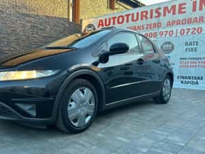 Honda Civic Manuală 83 HP Benzină — miniatura 3