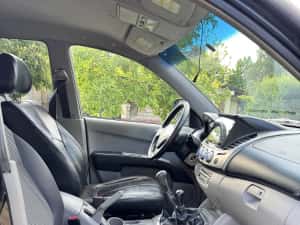 Mitsubishi L200 Pick Up 4x4 — miniatura 8