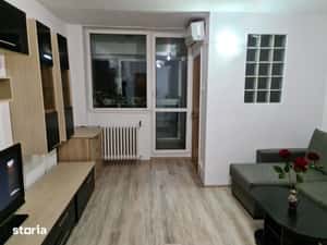 Garsonieră confortabilă, balcon și lift — miniatura 4