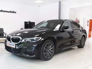 BMW 330e - 292 CP, Hibrid, 2019, Negru Safir Metalizat — miniatura 1