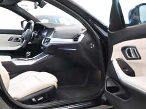 BMW 330e - 292 CP, Hibrid, 2019, Negru Safir Metalizat — miniatura 7