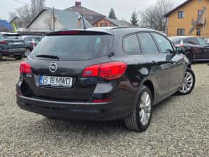 Opel Astra J 2012 1.7 CDTI 125 CP euro 5 / RATE / GARANTIE / LIVRARE — miniatura 3