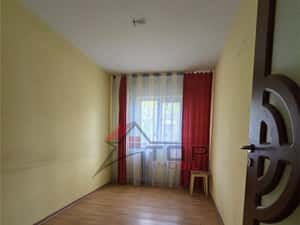 Dacia - statia Columnei, 3 camere decomandat la bulevard, liber — miniatura 6