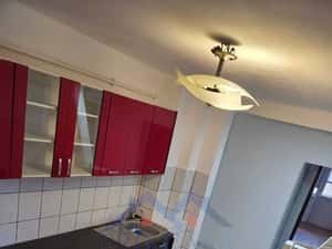 Apartament 3 camere,decomandat in Cetate, zona Mercur, et.3 — miniatura 4