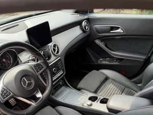 Mercedes-Benz CLA 250 Coupé AMG Line – Full dotări — miniatura 2