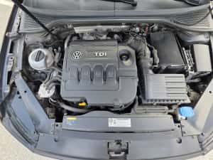 Volkswagen Passat Variant 2.0tdi 150cp Dsg HighLine Virtual Cockpit/Navi/Matrix/Faruri IQ Led/Distronic/Piele/Incalzire in scaune — miniatura 8