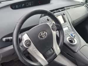 Toyota Prius 1.8 hybrid — miniatura 10