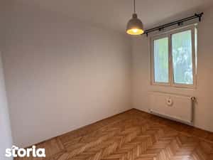 Spatiu  vis-a-vis Mega Mall | Trafic intens | Ideal business |  gradin — miniatura 6