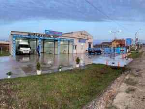 Spalatorie auto self service cu fise ,bancnote,automatizari — miniatura 4