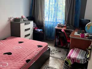 Apartament cu 4 camere in Micro 19 — miniatura 5