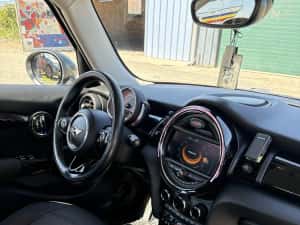 Vand Mini Cooper F55 2017 Twin Power Turbo — miniatura 8