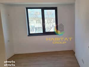 Vanzare ap 2 camere etaj 1 Prelungirea Ferentari cu loc de parcare in — miniatura 3