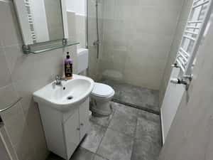 De inchiriat apartamente pentru muncitori | Oradea — miniatura 6