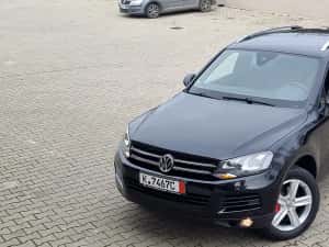 Vw Touareg facelift 3.0 Diesel 245 cp / perne aer , distronic +toate functiile de asistenta