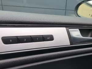 Vw Touareg facelift 3.0 Diesel 245 cp / perne aer , distronic +toate functiile de asistenta — miniatura 9