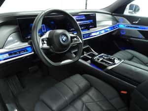 BMW 750 Hibrid Berlină Second-Hand — miniatura 4