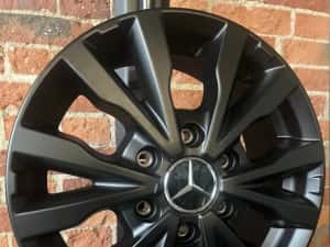 Jante 16 Mercedes Sprinter de Greutate 5600 kg  Jante Noi Negre . — miniatura 5