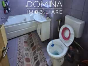 Vânzare apartament 2 camere, decomandat, zonă liniștită, strada Zambilelor — miniatura 6