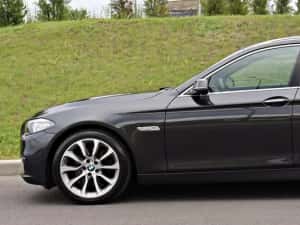 Bmw seria 5 X-DRIVE — miniatura 2