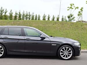 Bmw seria 5 X-DRIVE — miniatura 3