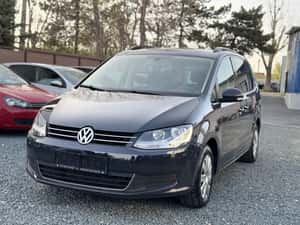 Volkswagen Sharan - 5.999 EUR
