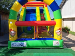 Închiriem Tobogane Gonflabile la Domiciliu pentru Evenimente Private — miniatura 7