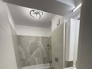Apartament 3 camere cu 2 băi și loc de parcare disponibil — miniatura 6