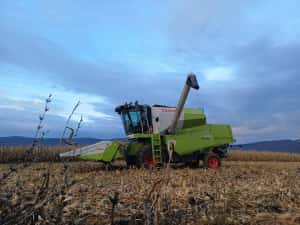 Combina Claas Avero 240 FINANTARE!!! — miniatura 8