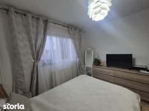 Vand apartament 3 camere semidecomandat — miniatura 4