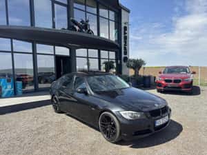 BMW 318i // AUTOMAT // NAVIGATIE // TRAPA