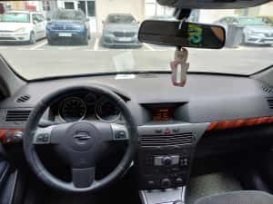 Opel astra , proprietar,  itp 2027 asigurare valabila — miniatura 5