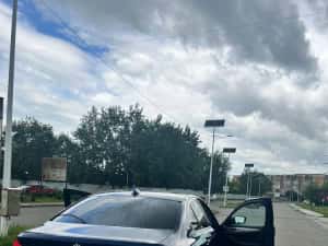 BMW 530E packet M - plug in hybrid an 2018 - consum mic/fuge de rupe — miniatura 4