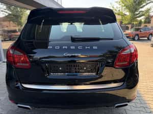 Porsche Cayenne 245 HP Diesel - 2012 Second Hand — miniatura 4