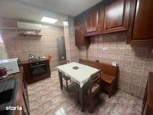Inchiriez apartament 3 camere in vila, zona Doamna Ghica — miniatura 6