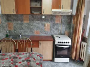 Garsoniera etaj 3 zona Centrala — miniatura 3